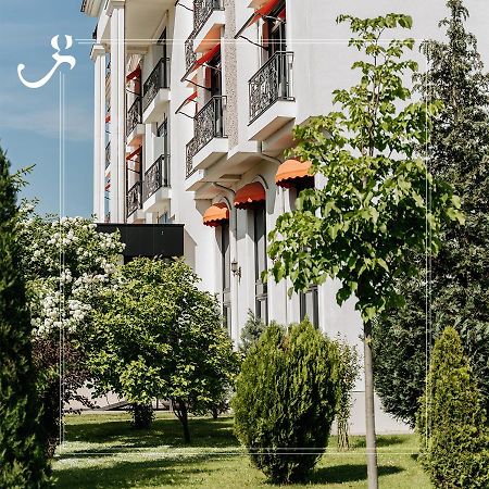 Hotel Garden Pristina Eksteriør bilde