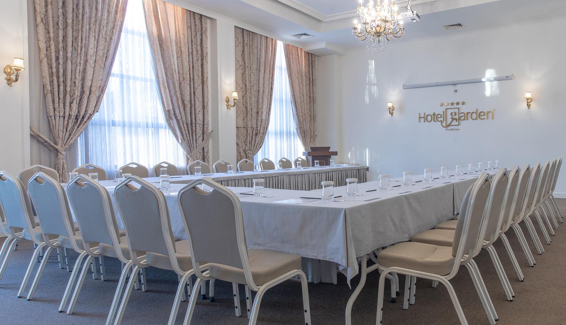 Hotel Garden Pristina Eksteriør bilde