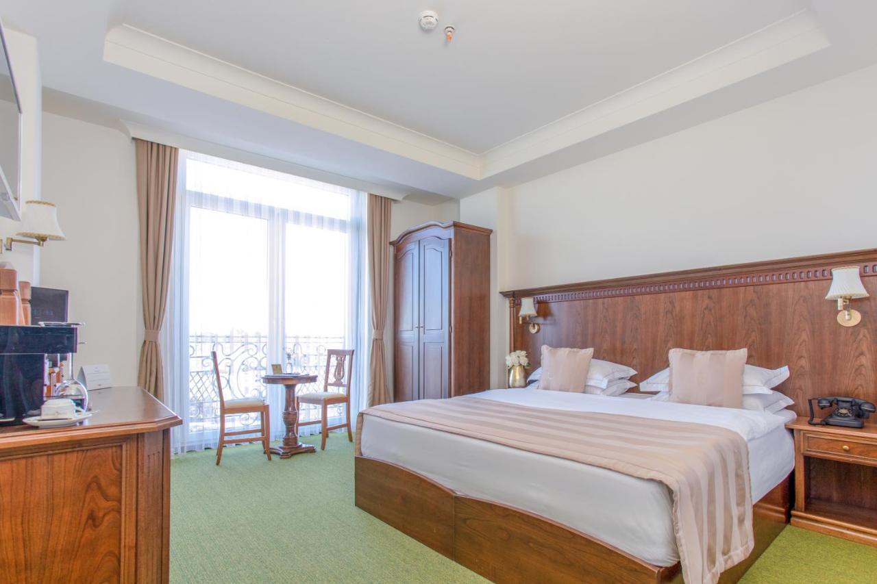 Hotel Garden Pristina Eksteriør bilde